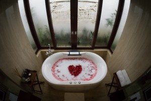 Romantic Bath Set Up